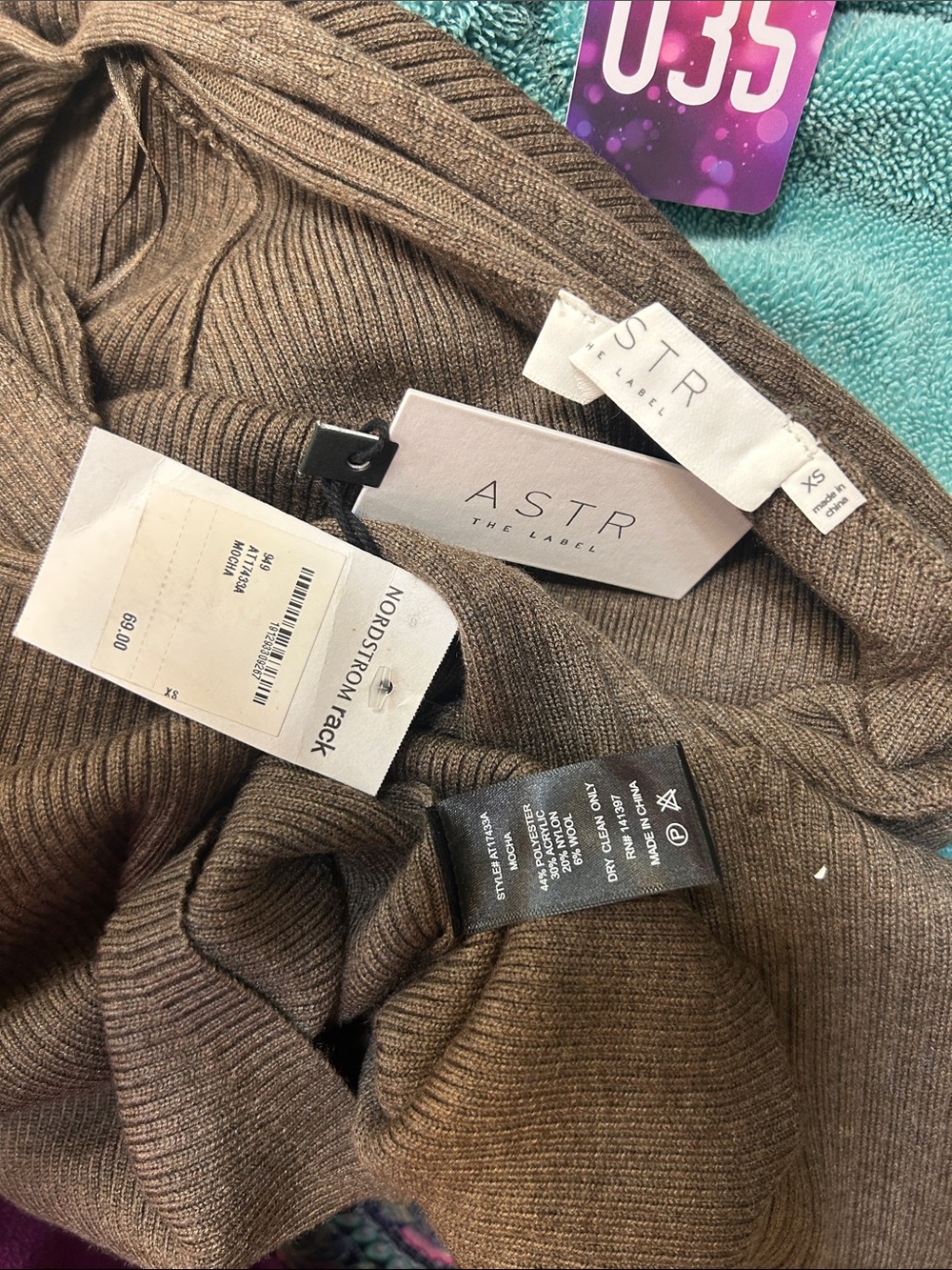 Astr One-Shoulder Ribbed Brown Sweater - Picture 3 of 3